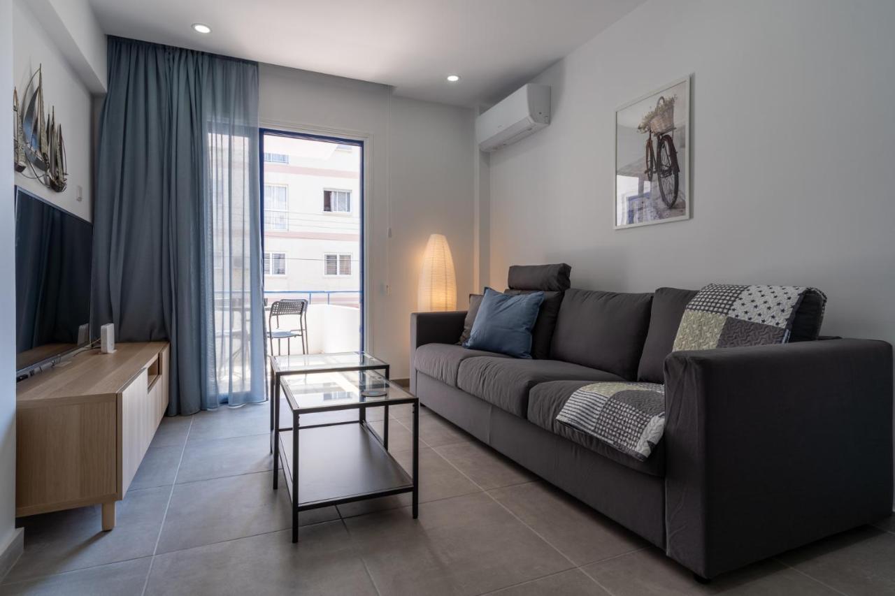 Odyssey - Captivating 2-Bedroom Retreat In Larnaca Lárnaca Exterior foto
