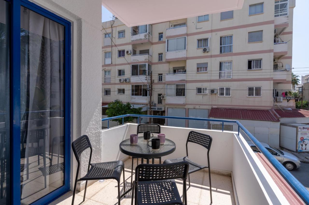 Odyssey - Captivating 2-Bedroom Retreat In Larnaca Lárnaca Exterior foto